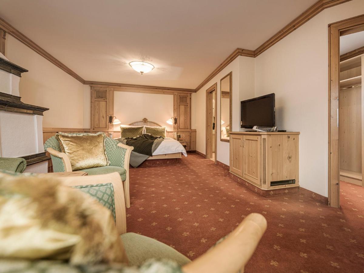 Hotel Post 4*